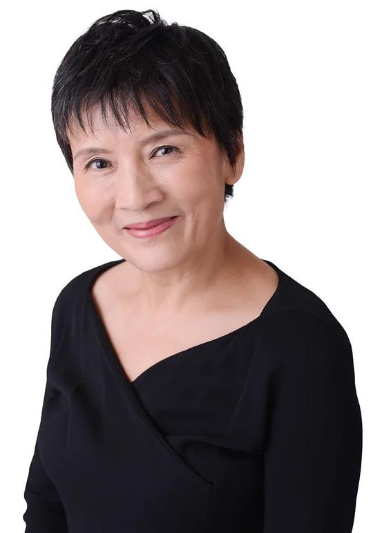 根岸季衣 Toshie Negishi