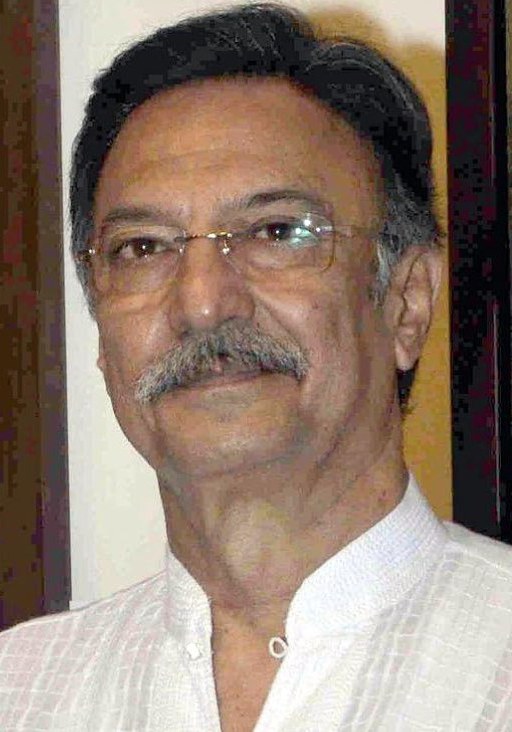 苏雷什·欧贝罗伊 Suresh Oberoi