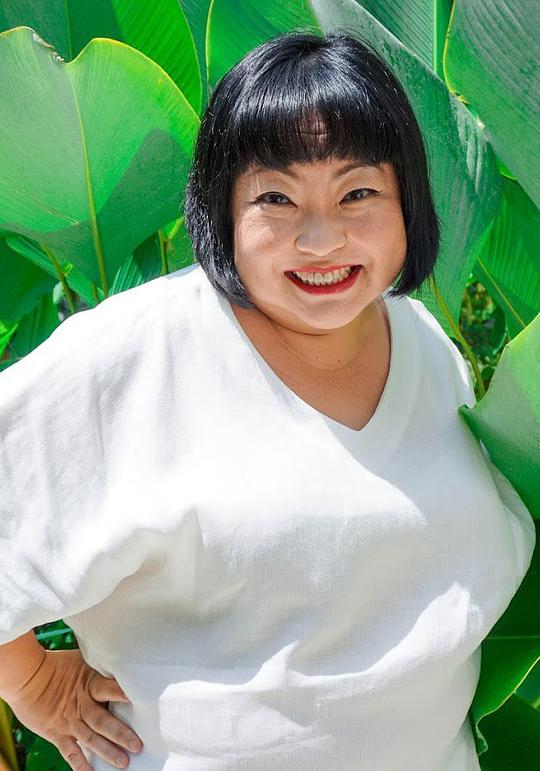 陈美廪 Selena Tan