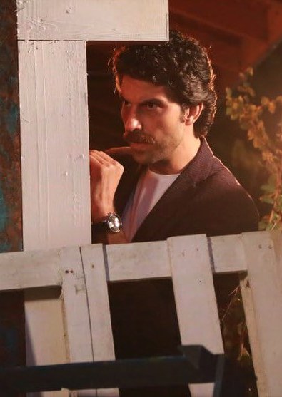 阿玛根·奥古兹 Armagan Oguz