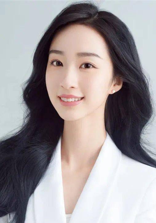 沈倩 Qian Shen