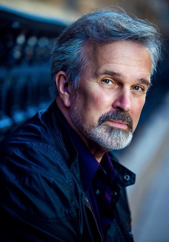 乔治·德沃尔斯基 George Dvorsky