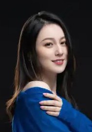 唐艺 Yi Tang