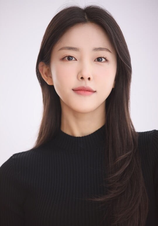 洪瑞熙 Hong Seo Hee