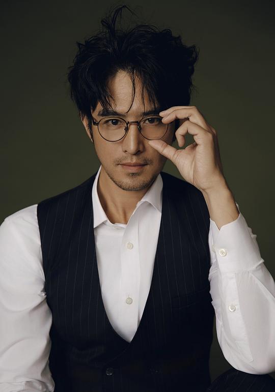 张晓晨 Xiaochen Zhang