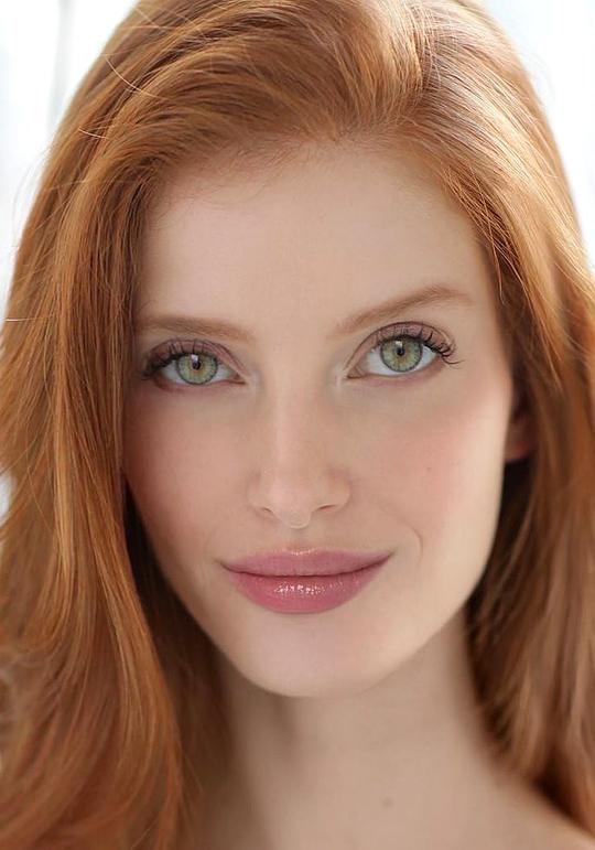 克莱尔·福莱森 Claire Friesen