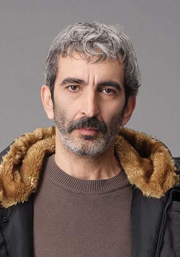 弗拉德.塔尼斯 Firat Tanis