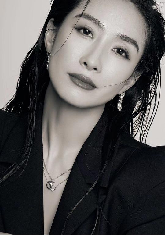 陶昕然 Xinran Tao