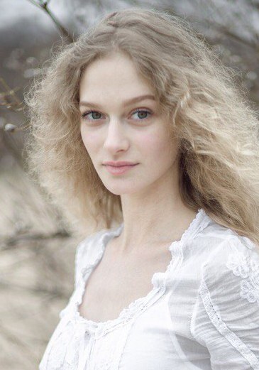 戴安娜·米柳蒂娜 Diana Milyutina