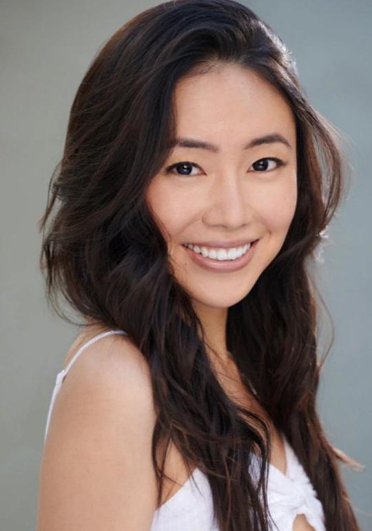 凯尔茜·王 Kelsey Wang