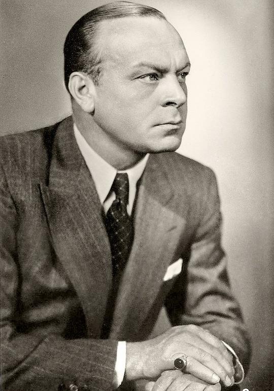 保罗·哈特曼 Paul Hartmann