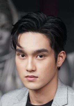 塔玛拉特·詹甘姆 First Thammarat Janngam