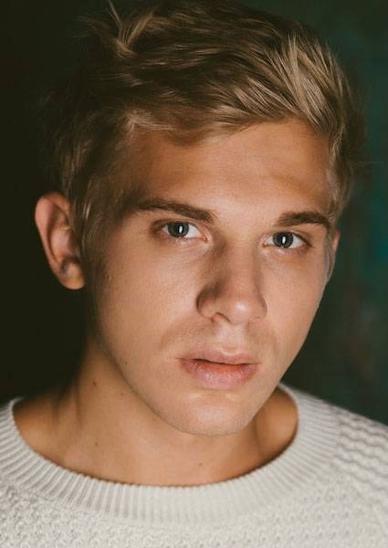 伊利亚·马拉宁 Ilya Malanin