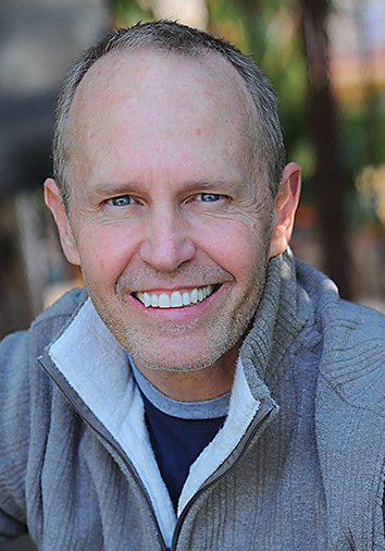 杰弗里·霍尔斯曼 Jeffrey Holsman