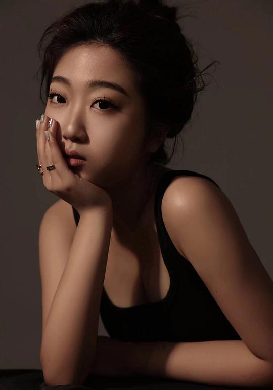 赵悦彤 Yuetong Zhao
