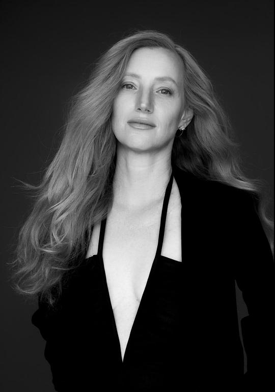 希拉·维多尔 Hilla Vidor