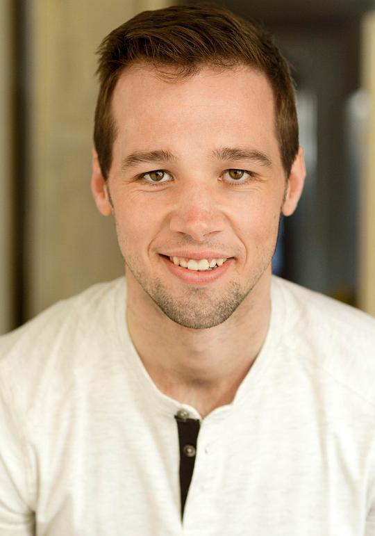 特拉维斯·坎贝尔 Travis Campbell