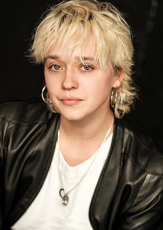 莎莉雅·杜德克 Thalia Dudek