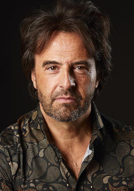 爱德华多·阿拉德罗 Eduardo Aladro