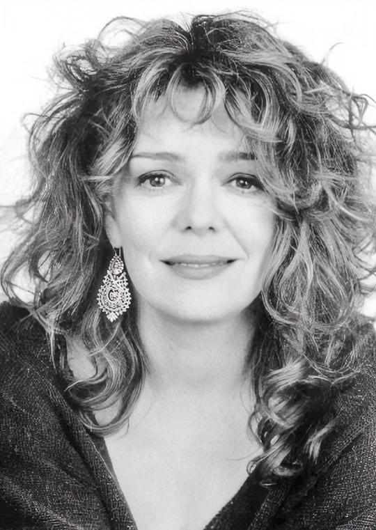 迪尔德丽·奥康奈尔 Deirdre O'Connell