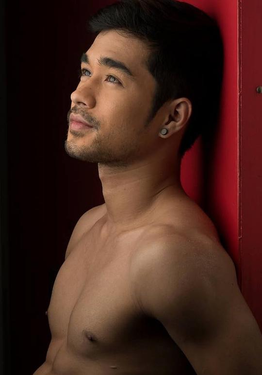 俊俊·金塔纳 Junjun Quintana