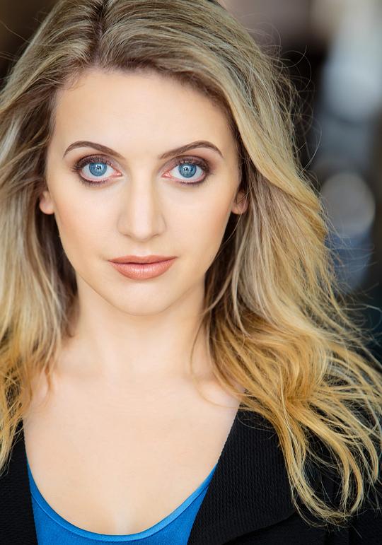凯尔西·休利特 Kelsey Hewlett