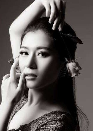 尹贝希 Beixi Yin
