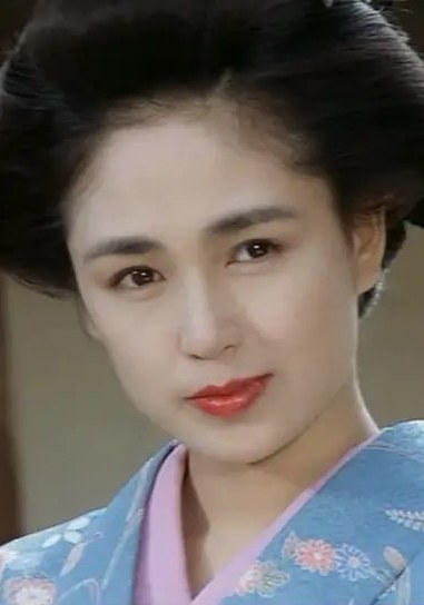 藤谷美和子 Miwako Fujitani