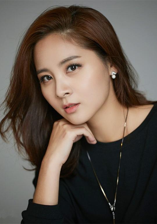 张珠妍 Jang Joo Yeon