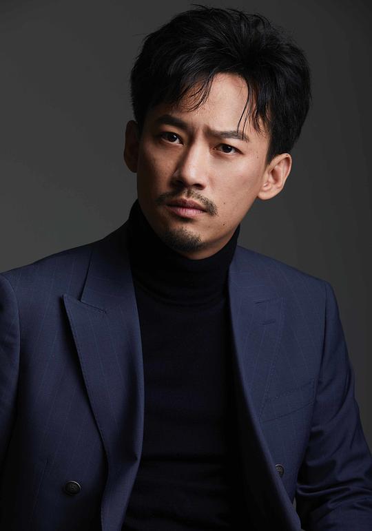 薛闻君 Wenjun Xue