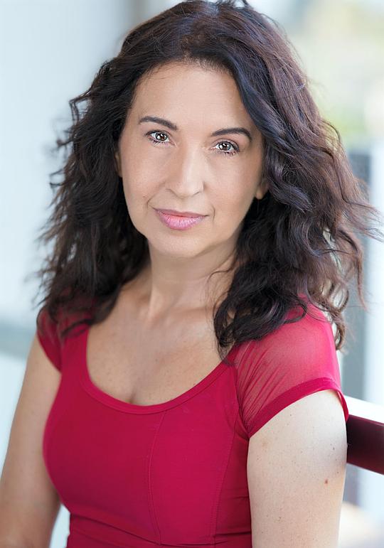 克里斯蒂娜·亨尼丝 Christine Heneise