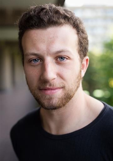 亚伦·迪金斯 Aaron Deakins