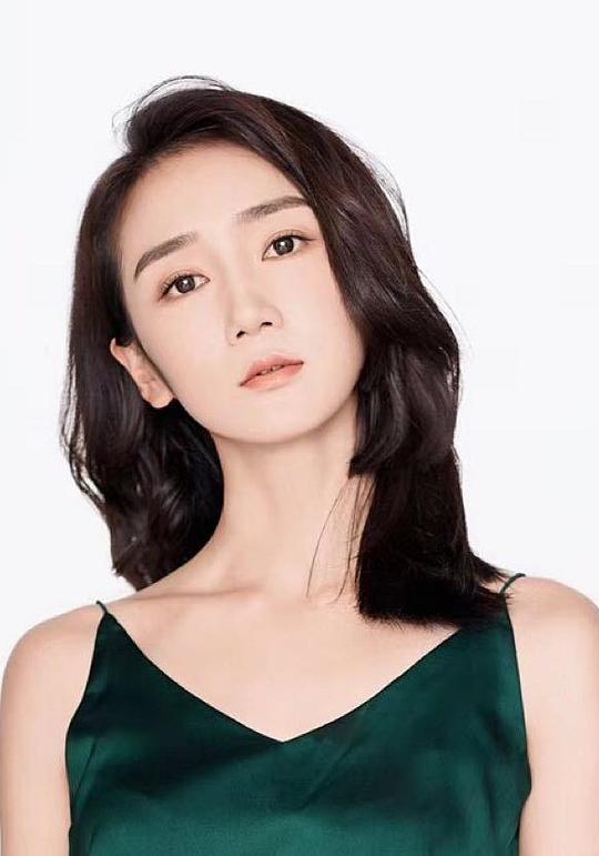 黄鹿凌 Luling Huang