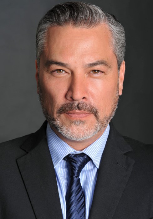 毛里西奥·门多萨 Mauricio Mendoza