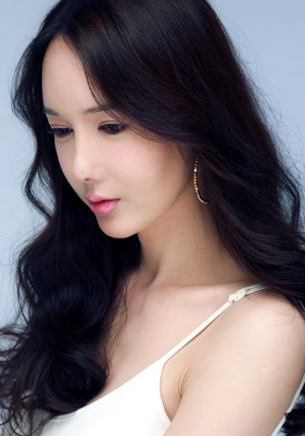 李诗妍 Si-yeon Lee