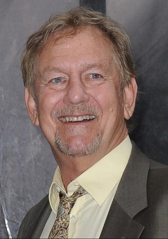 厄尼·里夫利 Ernie Lively