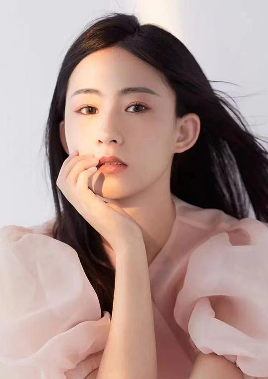 胡静怡 Jingyi Hu