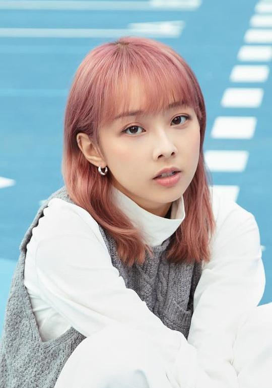 刘展翘 Jackie Lau