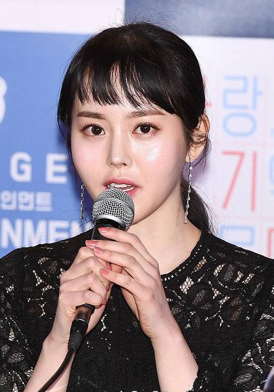 郑恩慧 Jung Eun Hye