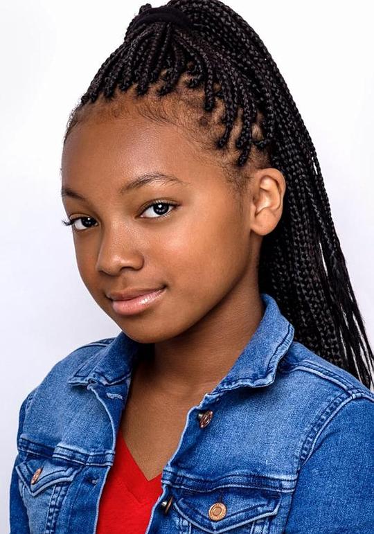 布鲁克琳·麦金齐 Brooklynn MacKinzie