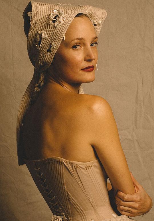 薇姬·克里普斯 Vicky Krieps