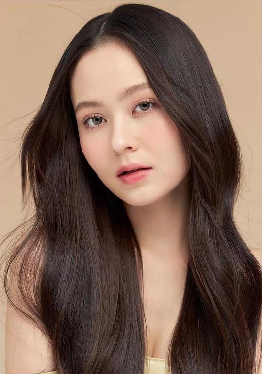 思帕拉妲·披吾通 Sipatrada Phiuthong