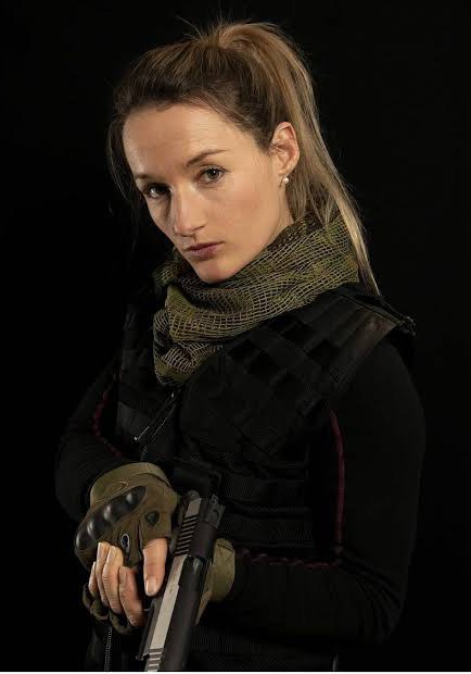 马里恩·莱瓦瓦瑟 Marion Levavasseur