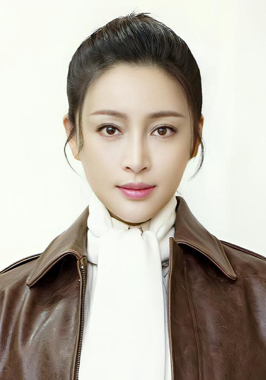 甘婷婷 Tingting Gan