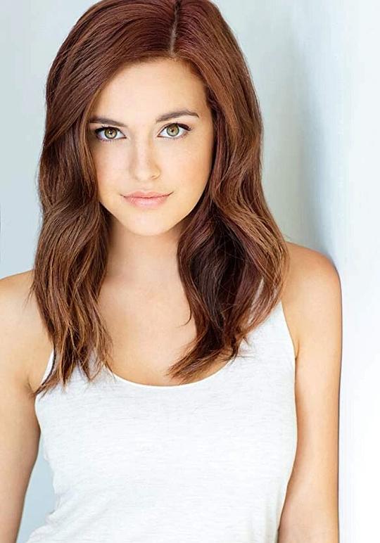 斯蒂芬妮·泰勒·琼斯 Stephanie Tyler Jones