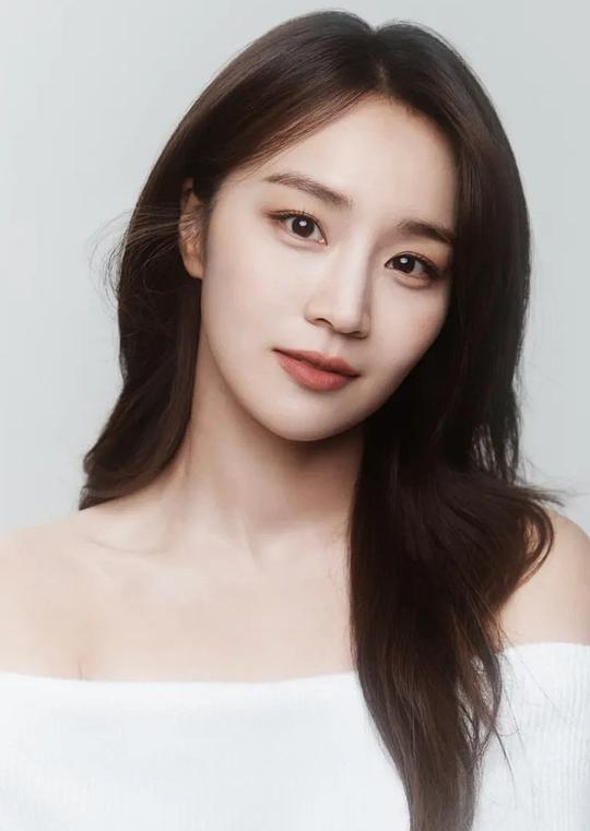 郑侑敏 Yoo-min Jung