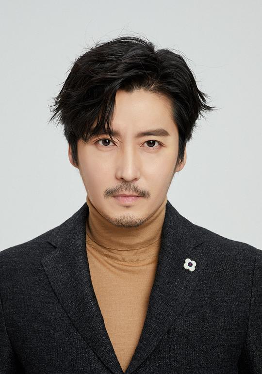 王龙正 Longzheng Wang