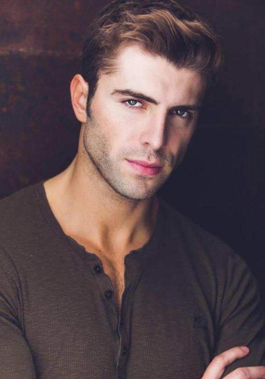 迈尔斯·科洛赫西 Myles Clohessy