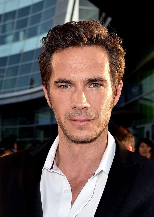 詹姆斯·达西 James D'Arcy