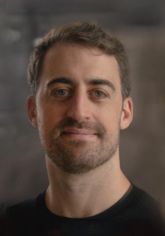 罗杰·曼库斯 Roger Mancusi